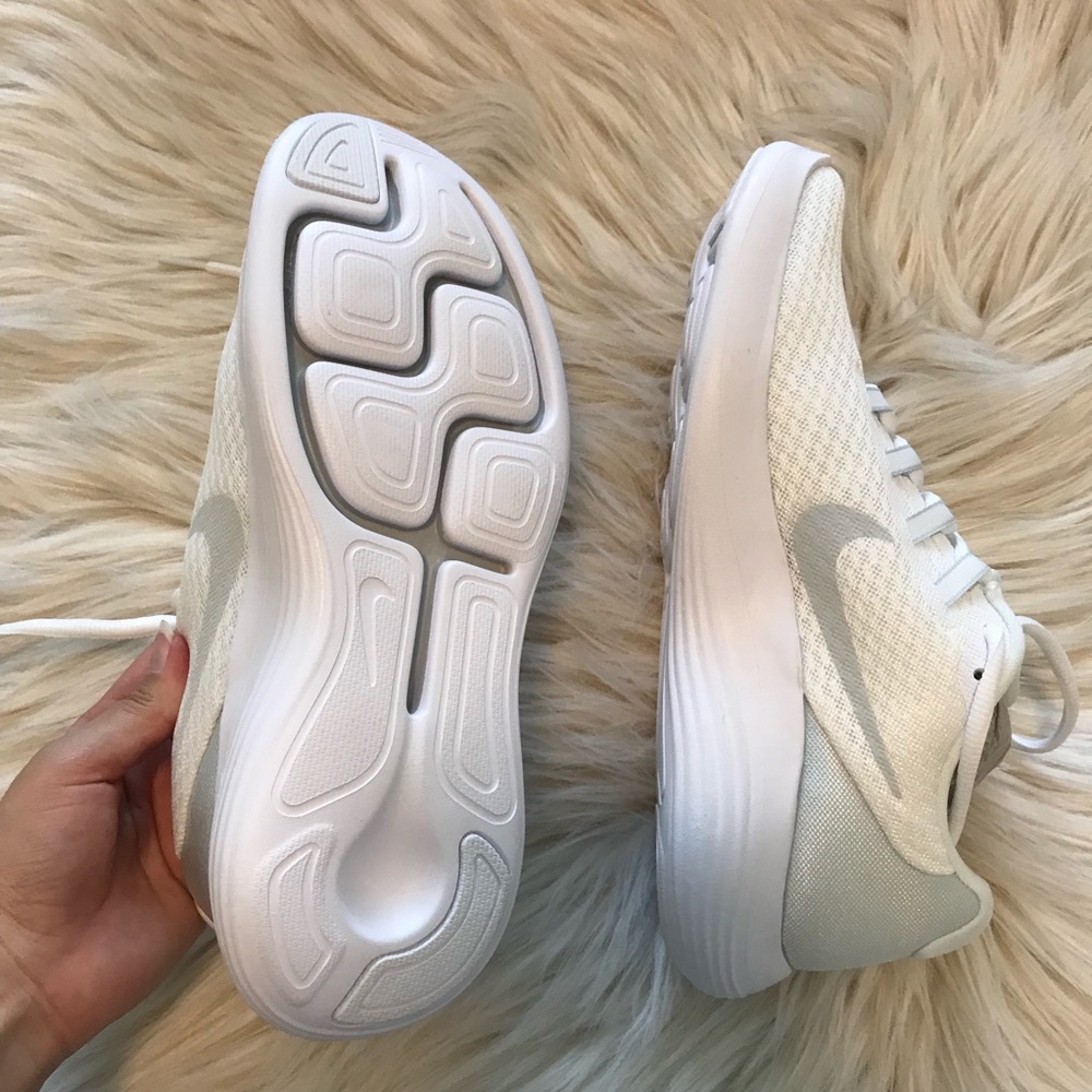 SOLD❤️❗️Lunarconverger Nike Sneakers - Picture 5 of 7